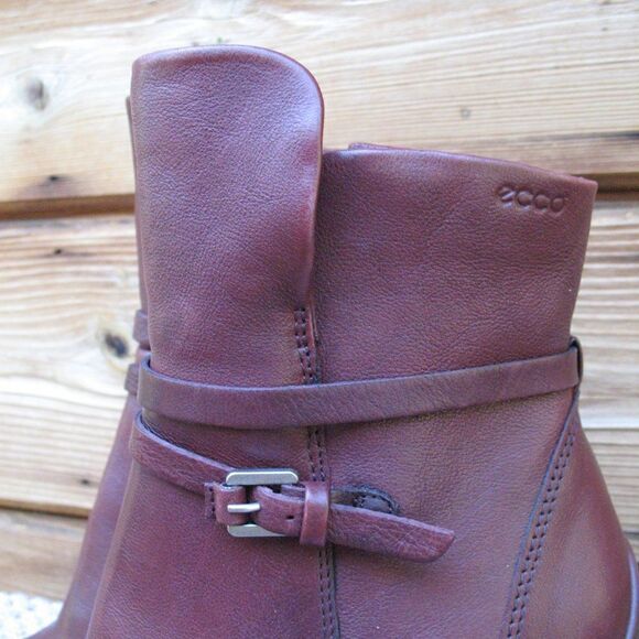 NWOB Ecco Sculptured Ankle Boots - Picture 6 of 13